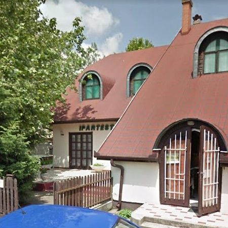 Centrum Apartman Hotel Hajdúszoboszló Екстериор снимка