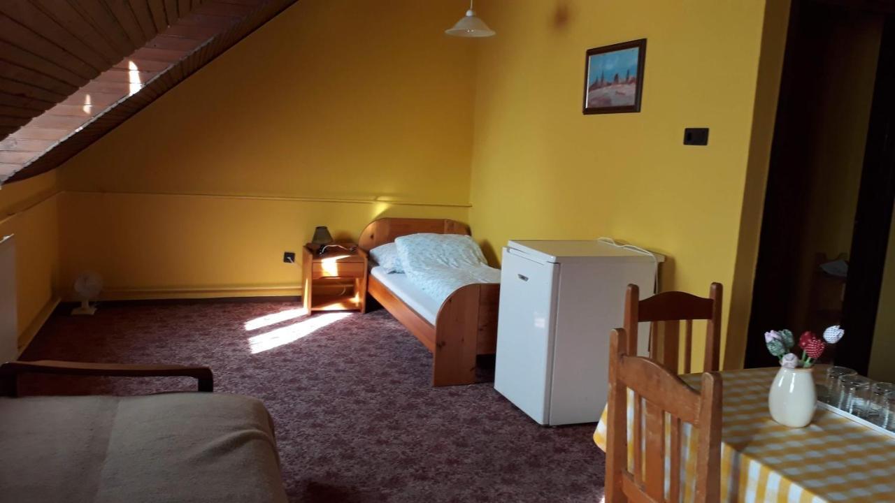 Centrum Apartman Hotel Hajdúszoboszló Екстериор снимка