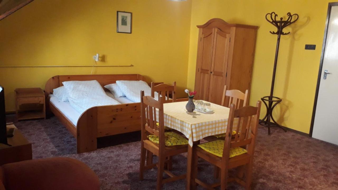 Centrum Apartman Hotel Hajdúszoboszló Екстериор снимка